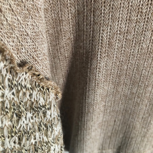 Cropped sweater - Picture 3 of 3